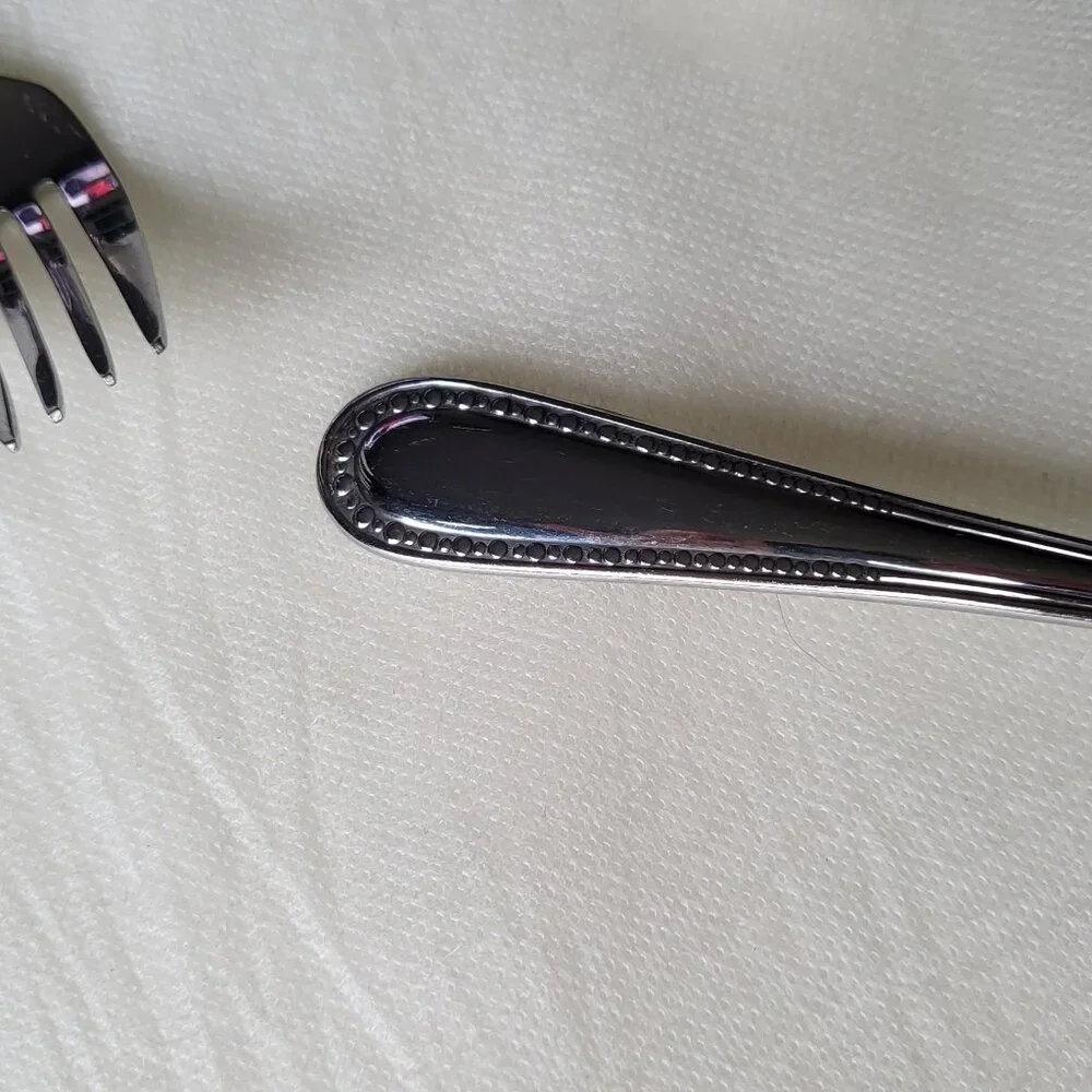 Oneida Pearl Salad Dinner Fork Teaspoon Spoon Royal Bead Stainless Flatware 8 pc